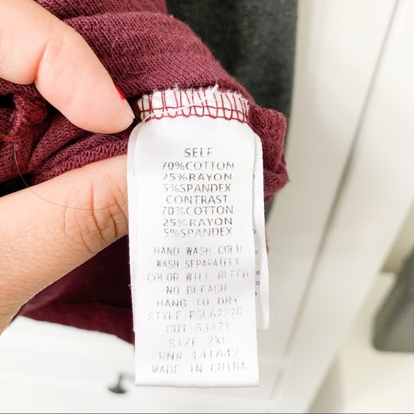 She + Sky Plus Size Burgundy Raglan Tunic - Picture 5 of 7